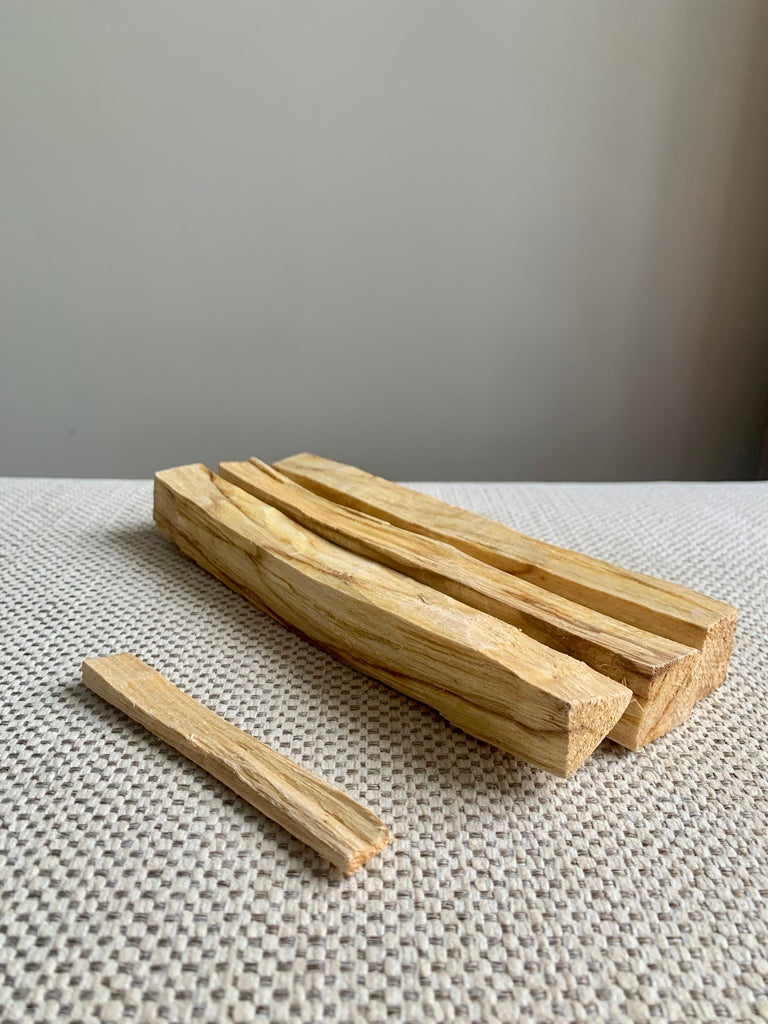 Premium Palo Santo Wood Sticks Bundle – Akarii