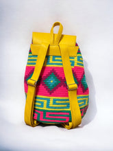 Load image into Gallery viewer, Wayuu Mochila Backpack