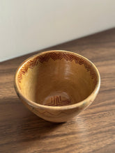 Load image into Gallery viewer, Awajún Ceramic Bowl (B3)