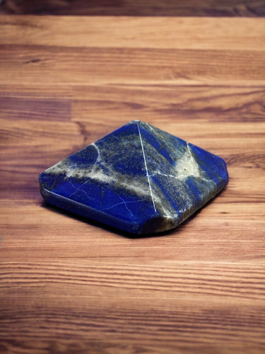 Lapis Lazuli Pyramid (M5)