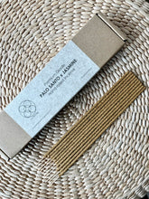 Load image into Gallery viewer, Premium Grade Palo Santo Hand-rolled Incense Stick 印加聖木手捲線香