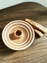 Load image into Gallery viewer, Peruvian Chulucanas Ceramic Palo Santo Holder &amp; Smudge Plate 秘魯 Chulucanas 手造陶碟