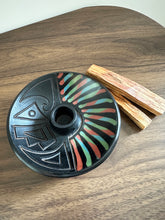 Load image into Gallery viewer, Peruvian Chulucanas Ceramic Palo Santo Holder &amp; Smudge Plate 秘魯 Chulucanas 手造陶碟