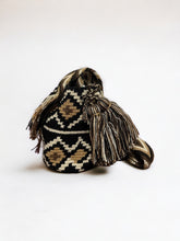 Load image into Gallery viewer, Classic Mini Wayuu Mochila Bag