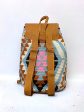 Load image into Gallery viewer, Wayuu Mochila Backpack