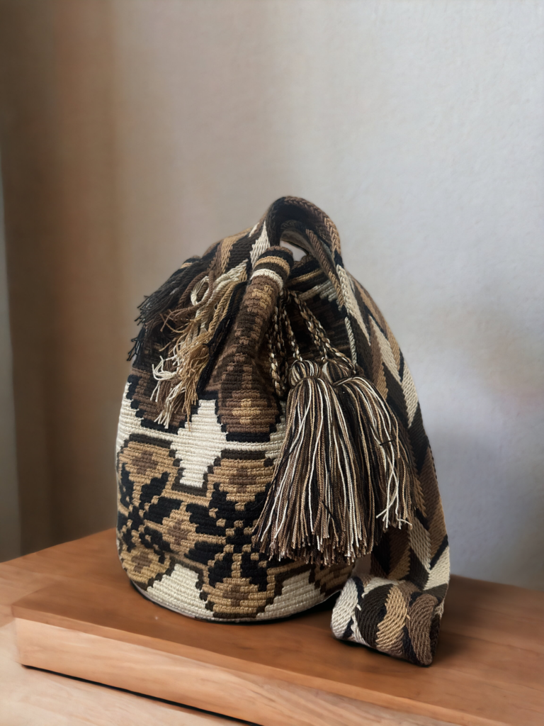 Classic Wayuu Mochila Bag La Tienda