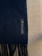 Load image into Gallery viewer, 100% Baby Alpaca Shawl - Unicolor