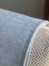 Load image into Gallery viewer, 100% Baby Alpaca Shawl - Unicolor