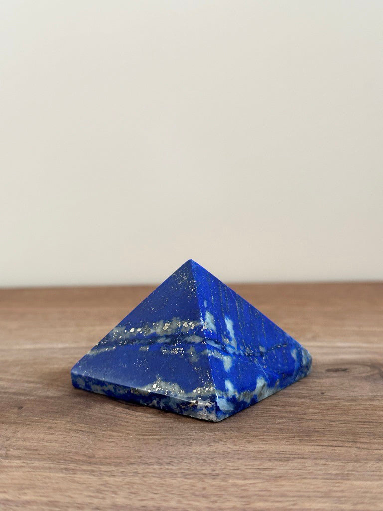 Lapis Lazuli Pyramid (L9)