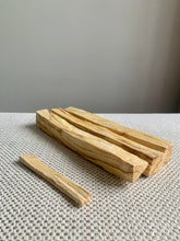 Load image into Gallery viewer, Premium Ecuadorian Palo Santo Jumbo Wood Stick 20cm 厄瓜多爾聖木大原木條