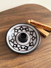 Load image into Gallery viewer, Peruvian Chulucanas Ceramic Palo Santo Holder &amp; Smudge Plate 秘魯 Chulucanas 手造陶碟