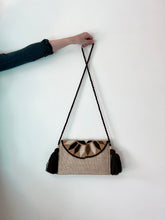 Load image into Gallery viewer, Wayuu Flap Crossbody Bag