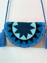 Load image into Gallery viewer, Wayuu Flap Crossbody Bag