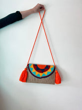 Load image into Gallery viewer, Wayuu Flap Crossbody Bag
