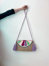 Load image into Gallery viewer, Wayuu Flap Crossbody Bag