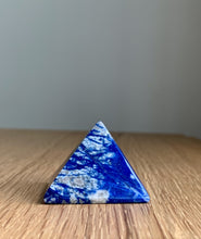 Load image into Gallery viewer, Lapis Lazuli Pyramid (N1)