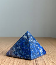 Load image into Gallery viewer, Lapis Lazuli Pyramid (O9)